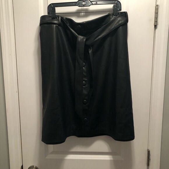 ELOQUII Faux Leather Tie Waist Skirt - Picture 5 of 6